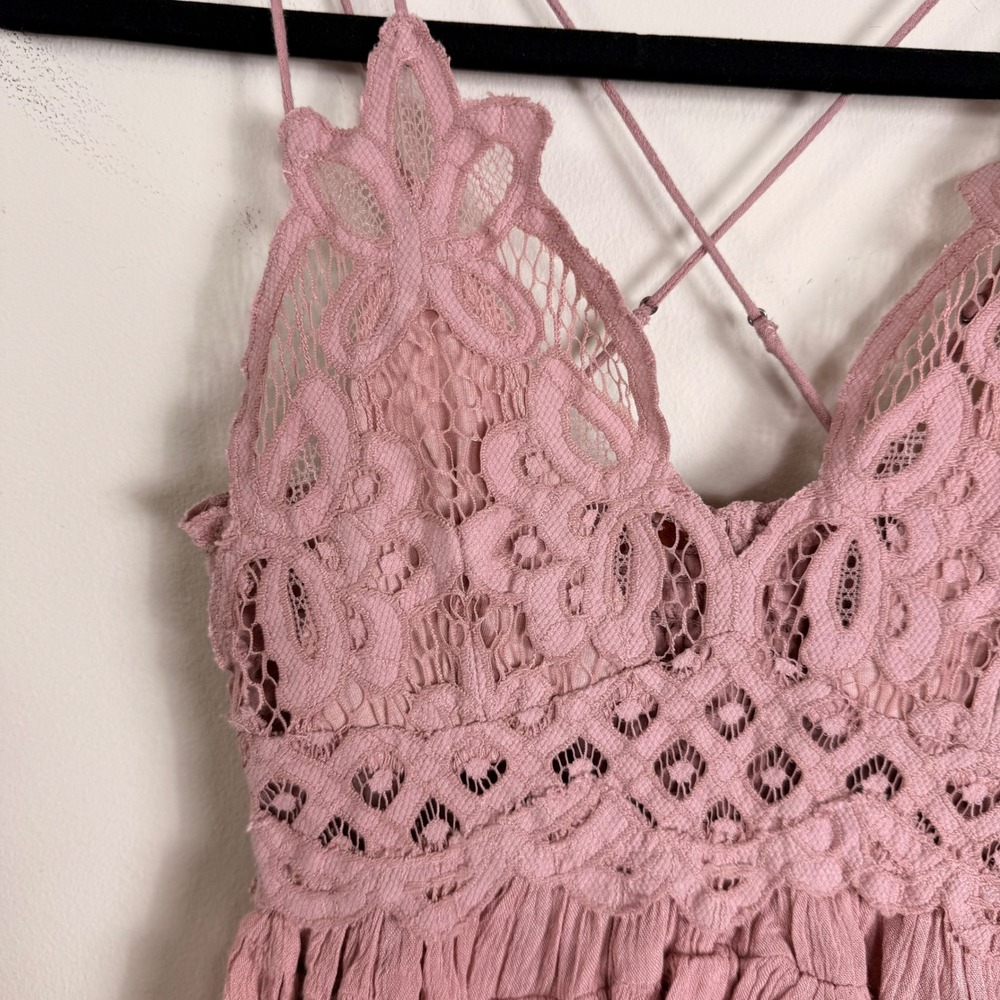 Free People Mauve Lace Ruffle Cami Top Smocked Back XS F19L04406 - Picture 3 of 7